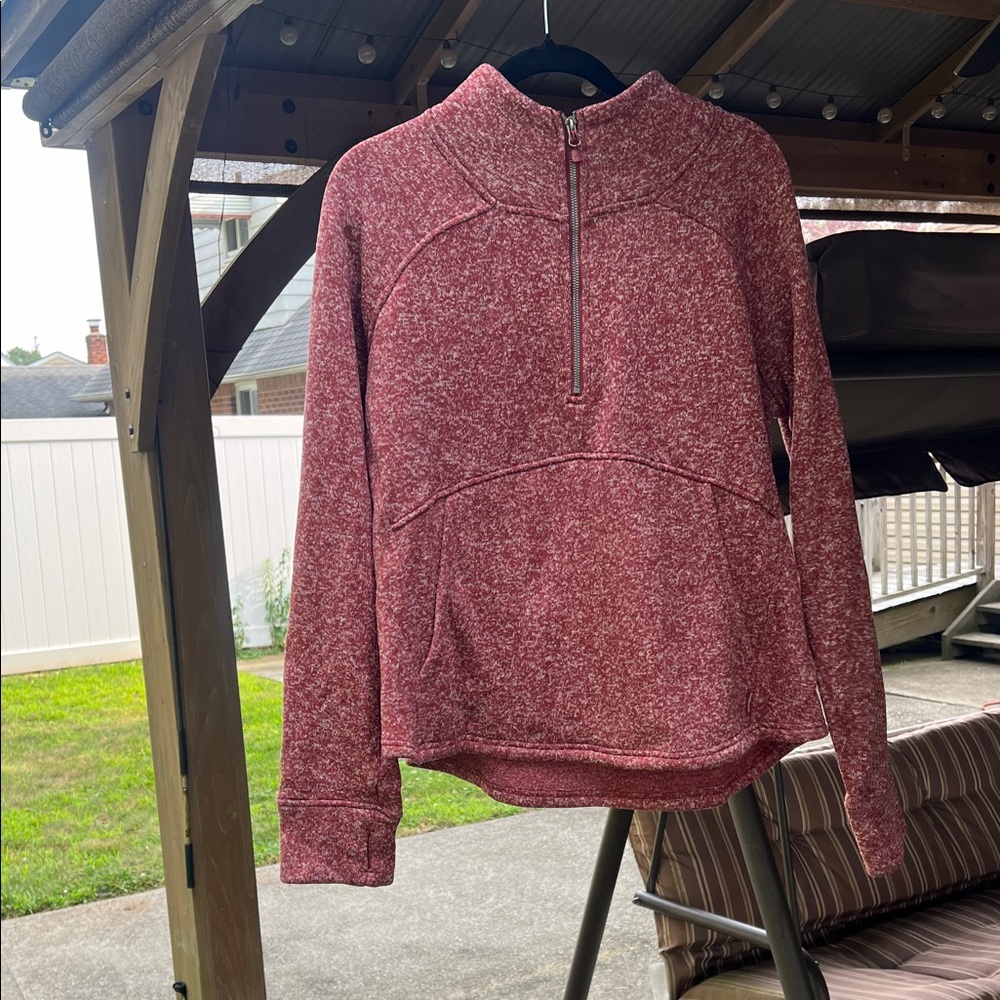 Avalanche Women's Sweater in Maroon